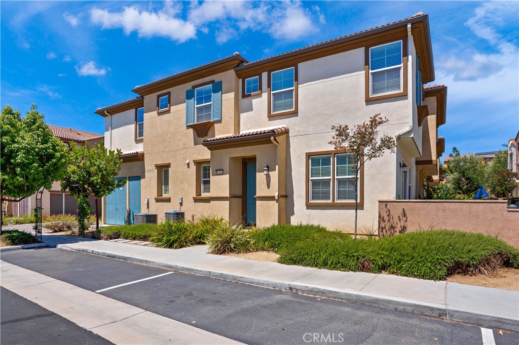 40311 Calle Real