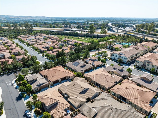 Detail Gallery Image 42 of 46 For 223 Carlow, Irvine,  CA 92618 - 1 Beds | 1/1 Baths