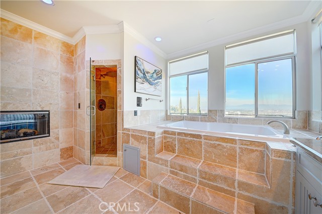 Detail Gallery Image 7 of 44 For 3952 Oakfield Dr, Sherman Oaks,  CA 91423 - 5 Beds | 4/1 Baths