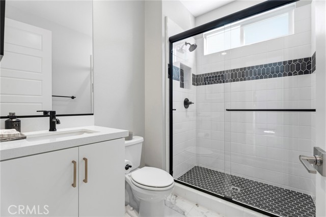 Detail Gallery Image 10 of 75 For 17721 Ridgeline Ct, Saugus,  CA 91350 - 4 Beds | 4 Baths