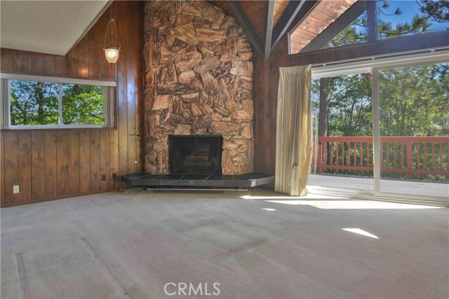 Detail Gallery Image 10 of 36 For 28680 Zion Dr, Lake Arrowhead,  CA 92352 - 3 Beds | 3/1 Baths