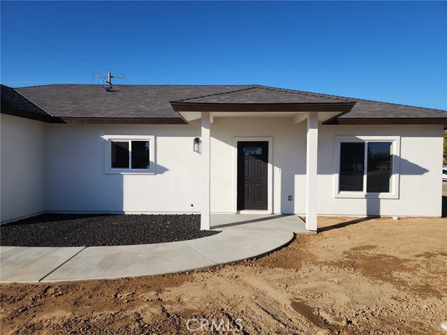 Detail Gallery Image 3 of 22 For 8649 Peach Ave, California City,  CA 93505 - 3 Beds | 2 Baths