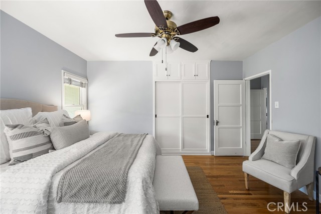 2412 Santiago Street, Santa Ana CA: https://media.crmls.org/medias/6c611774-7938-41d0-bbd8-8dce6504204e.jpg