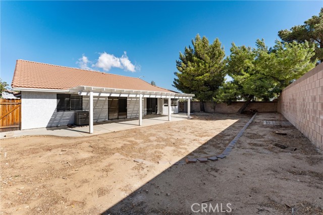 4508 4508 Paseo Hermoso, Palmdale CA: https://media.crmls.org/medias/6c618732-1809-4fd2-b37b-0598b757c496.jpg