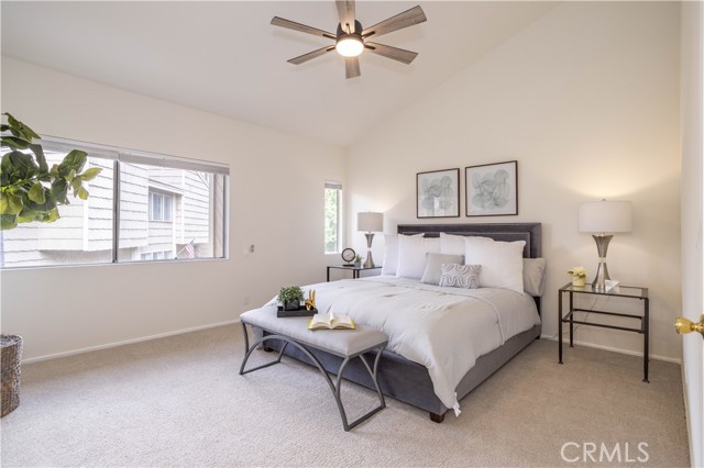 Detail Gallery Image 13 of 35 For 10111 Melinda Way #2,  Northridge,  CA 91325 - 3 Beds | 2/1 Baths