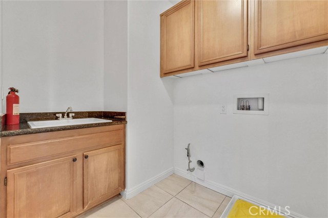 24821 Melrose Drive, Romoland CA: https://media.crmls.org/medias/6c61df33-4377-40dd-ad94-654894339a9f.jpg