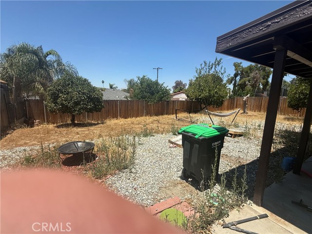 425 Whicha Way, Hemet CA: https://media.crmls.org/medias/6c625385-b0c9-4e09-9b62-8f1f421bf67b.jpg