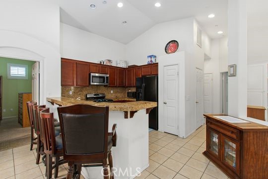 4516 Streamport Drive, Riverside CA: https://media.crmls.org/medias/6c627bc7-6f15-41f3-aff8-b0e65df2c9cc.jpg