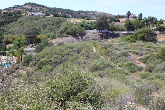 Detail Gallery Image 8 of 11 For 30 Golden Arrow Ct, Murrieta,  CA 92562 - – Beds | – Baths