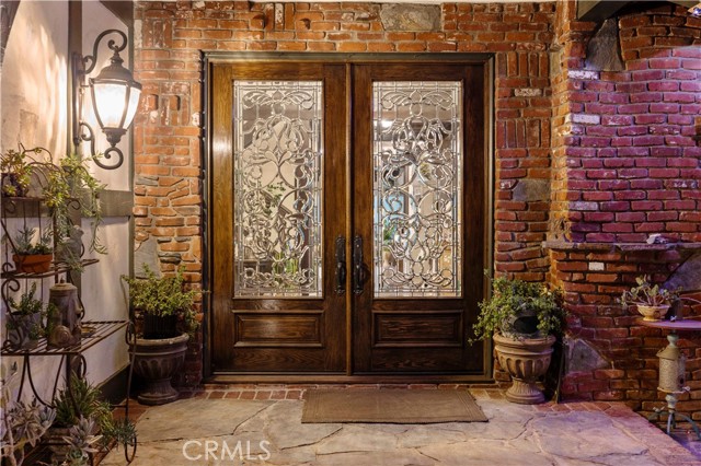 25730 Sand Canyon Road, Canyon Country CA: https://media.crmls.org/medias/6c6521a6-cea4-475e-98b0-d54d140ce984.jpg