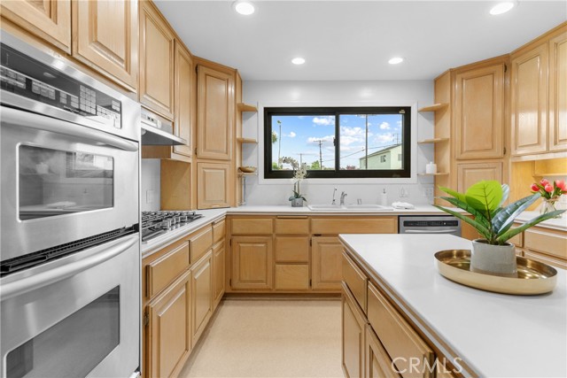 12319 Aneta Street, Culver City CA: https://media.crmls.org/medias/6c6537e7-390d-4c73-a670-bce5d1b7a5df.jpg