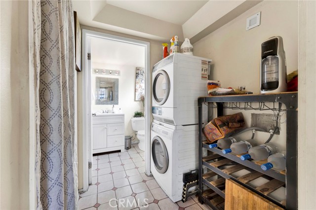 Detail Gallery Image 16 of 31 For 14141 Polk St #1,  Sylmar,  CA 91342 - 3 Beds | 1/1 Baths