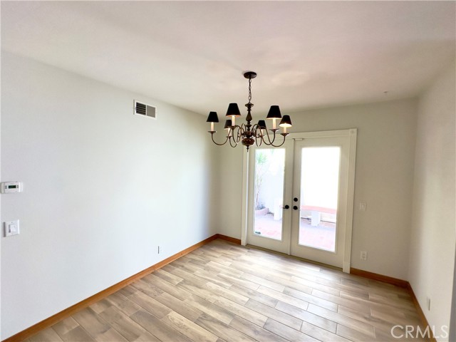 Detail Gallery Image 9 of 22 For 14 Vercelli, Irvine,  CA 92620 - 3 Beds | 2/1 Baths