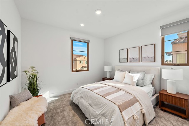 Detail Gallery Image 22 of 32 For 215 Sutters Mill, Irvine,  CA 92602 - 4 Beds | 4/1 Baths