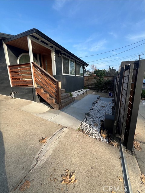 3439 Plata Street, Los Angeles CA: https://media.crmls.org/medias/6c6652e3-9fa2-4458-816c-8cc536b2a01a.jpg