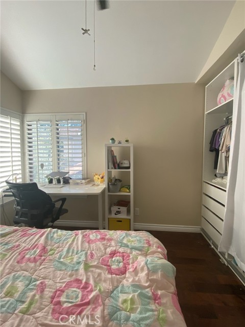 2408 N North Creek Lane, Fullerton CA: https://media.crmls.org/medias/6c66658f-1b30-4fce-8406-1444b4bafd2b.jpg