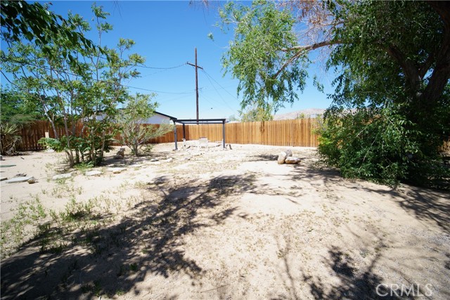 61740 Oleander Drive, Joshua Tree CA: https://media.crmls.org/medias/6c66c823-3122-406a-a330-f93646809da9.jpg