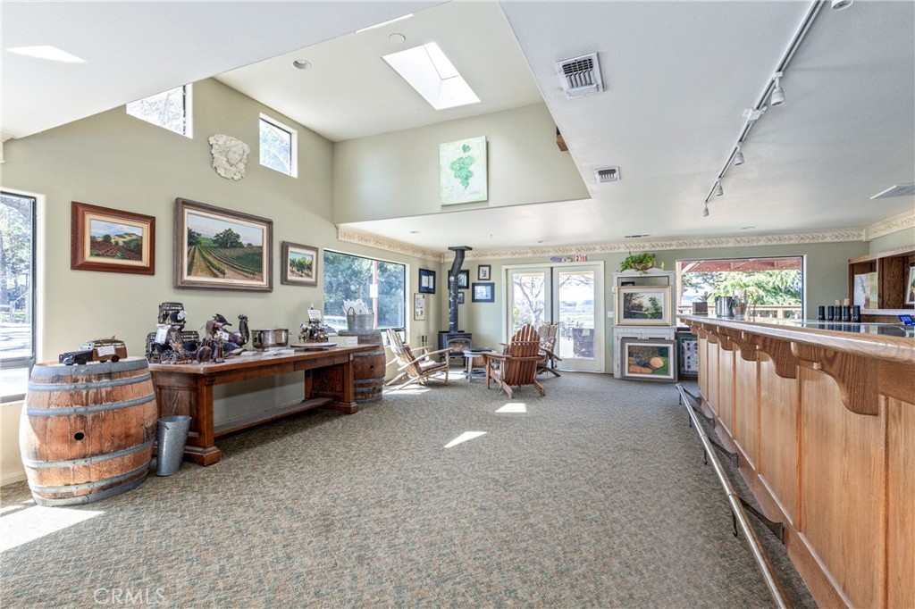 2023 Twelve Oaks Drive