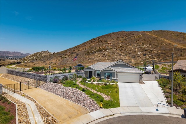 27834 Via Santa Catarina, Menifee CA: https://media.crmls.org/medias/6c67a920-9b14-463f-ac62-cffd603128da.jpg