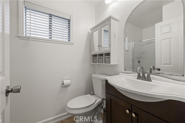 26938 Terri Drive, Canyon Country CA: https://media.crmls.org/medias/6c67cc8e-4555-47f9-9291-a26c342d8382.jpg