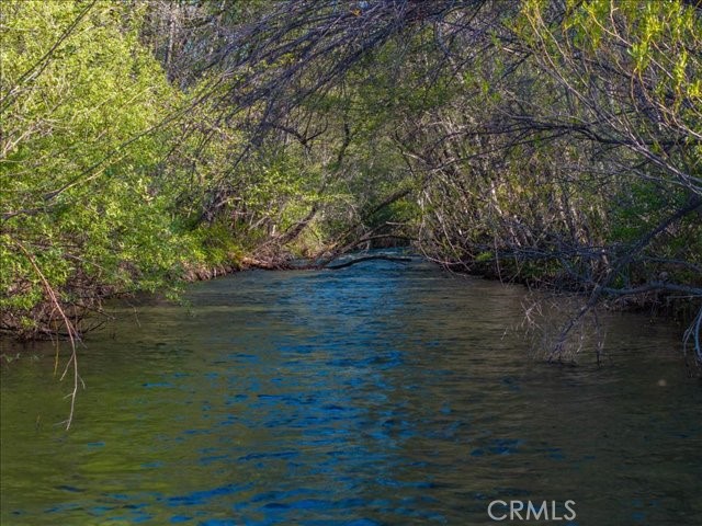 https://media.crmls.org/medias/6c67fa4a-2998-44bc-9aff-87284937aee1.jpg?preset=X-Large