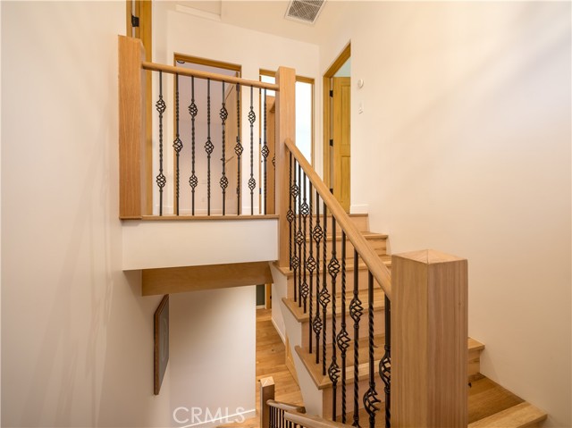 259 Victoria Lane, Sugarloaf CA: https://media.crmls.org/medias/6c68da6d-7e0d-475d-ab54-81099e257ce1.jpg