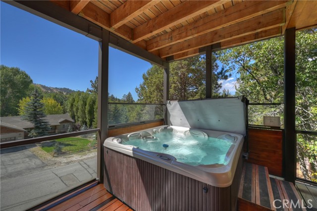 43669 Ridge Crest, Big Bear Lake, CA 92315