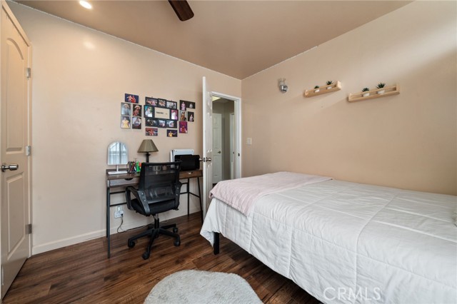 Detail Gallery Image 21 of 29 For 5942 Fidler, Lakewood,  CA 90712 - 4 Beds | 4 Baths