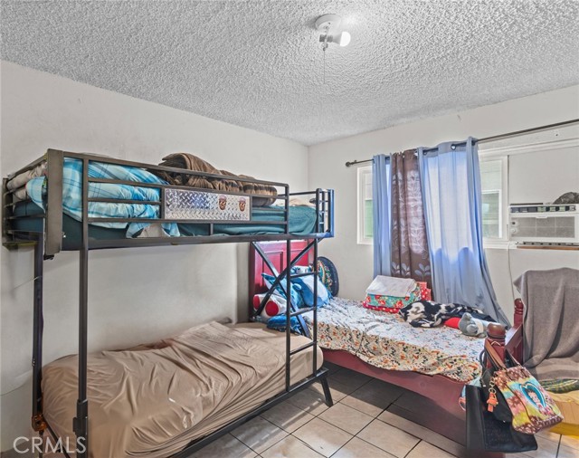 11966 Runnymede Street, North Hollywood CA: https://media.crmls.org/medias/6c6a3e76-2274-476b-ba19-52cf43d5ca5c.jpg
