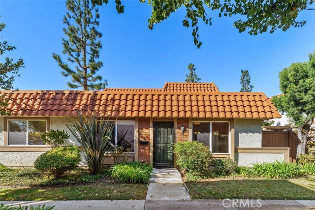 22708 Madrid Dr, Lake Forest, CA 92630