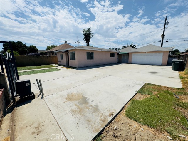 4127 Maris Avenue, Pico Rivera CA: https://media.crmls.org/medias/6c6a804f-8bcd-493c-94fb-486519c12feb.jpg