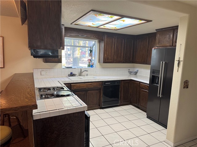 Detail Gallery Image 14 of 25 For 21564 Jobs Peak, Cedarpines Park,  CA 92322 - 3 Beds | 2/1 Baths