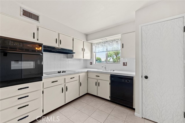 25869 Sandy Lodge Road, Menifee CA: https://media.crmls.org/medias/6c6c0917-a9d4-469c-8c49-da310ed9358f.jpg