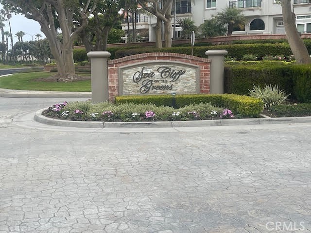 Detail Gallery Image 1 of 1 For 19292 Archfield Ln, Huntington Beach,  CA 92648 - 3 Beds | 2/1 Baths