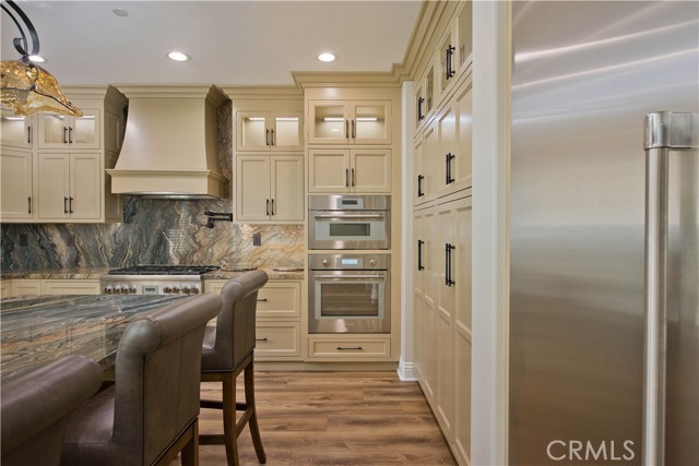 Detail Gallery Image 9 of 56 For 1235 Vintage Oak St, Simi Valley,  CA 93063 - 5 Beds | 4/1 Baths