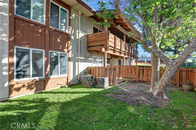 Detail Gallery Image 25 of 50 For 3723 Country Club Drive #9,  Long Beach,  CA 90807 - 3 Beds | 2 Baths