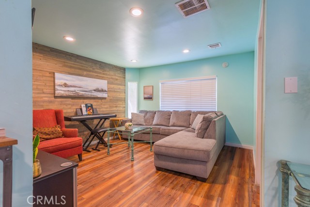 23500 The Old Road, Newhall CA: https://media.crmls.org/medias/6c6f6df6-a0d2-4aa5-9b8c-498bc4a36244.jpg