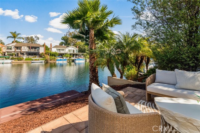 22627 Lakeside Lane, Lake Forest CA: https://media.crmls.org/medias/6c6f9e85-2a28-41a8-a9f6-80b2e86b36b8.jpg