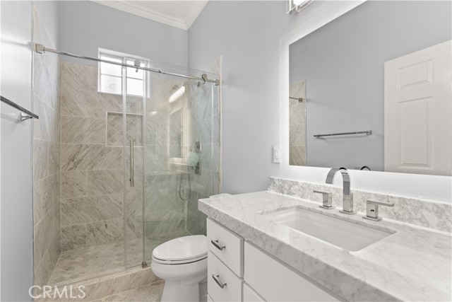 Detail Gallery Image 22 of 30 For 5615 W 78th St, Westchester,  CA 90045 - 4 Beds | 3/1 Baths