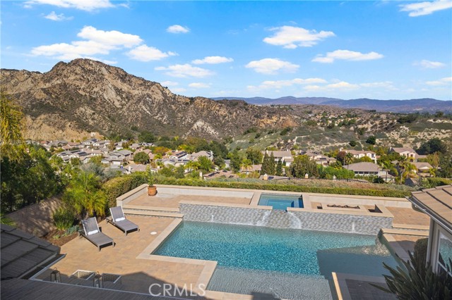 Detail Gallery Image 4 of 64 For 24910 Old Stone Way, Stevenson Ranch,  CA 91381 - 5 Beds | 5 Baths