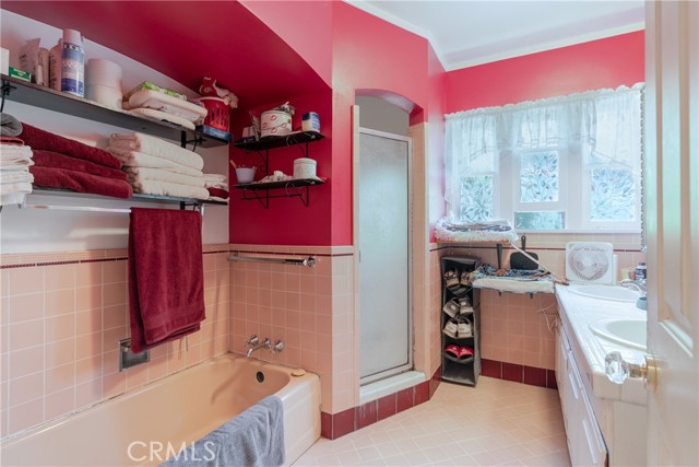 Detail Gallery Image 25 of 33 For 2707 Windsor Ave, Altadena,  CA 91001 - 2 Beds | 2 Baths