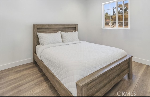 Detail Gallery Image 4 of 7 For 24019 Sylvan  St. Adu,  Woodland Hills,  CA 91367 - 1 Beds | 1 Baths