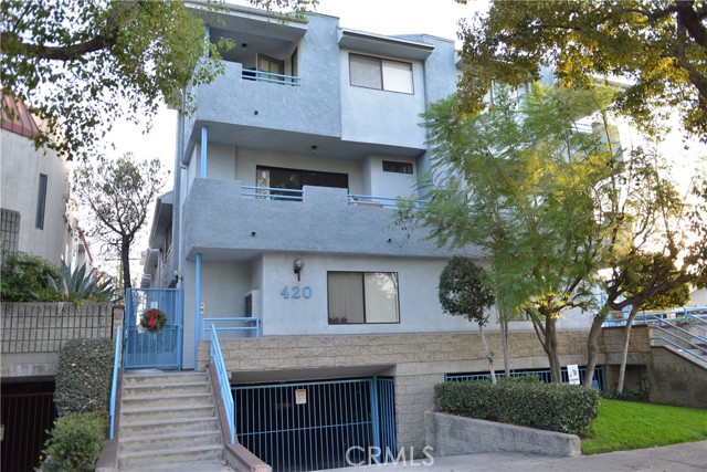 420 Milford Street, Glendale CA: https://media.crmls.org/medias/6c70d5f2-8c44-4a00-9ca0-a8a40ddc8709.jpg