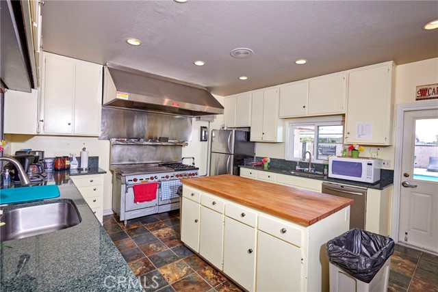 Detail Gallery Image 33 of 46 For 9800 Base Line Rd #117,  Alta Loma,  CA 91701 - 2 Beds | 2 Baths