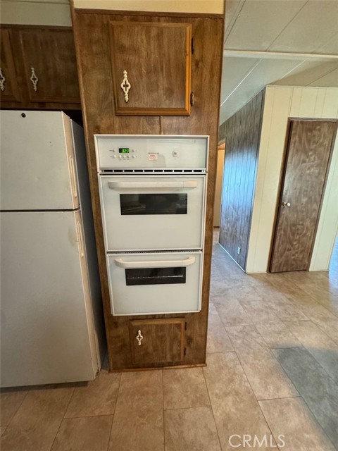 15181 Van Buren Boulevard, Riverside CA: https://media.crmls.org/medias/6c712159-1596-44e4-9dfb-59a25effc083.jpg