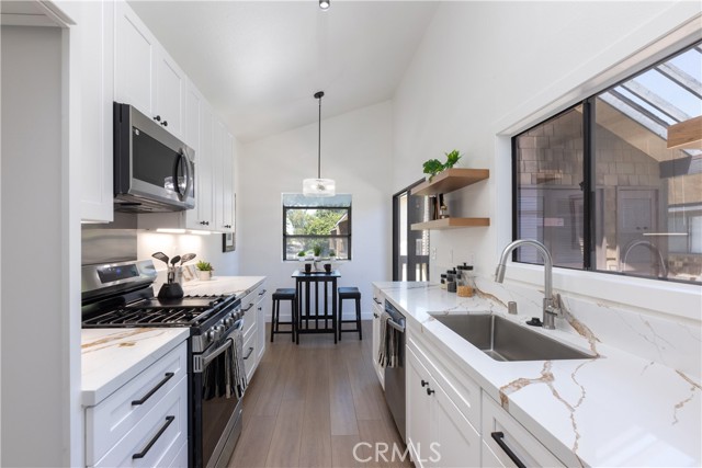 Front Image Thumbnail for CRPW26143009