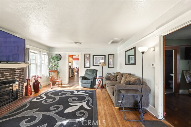 Detail Gallery Image 14 of 51 For 200 E 27th St, Merced,  CA 95340 - 2 Beds | 1 Baths