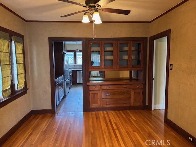 425 W Lime Avenue, Monrovia CA: https://media.crmls.org/medias/6c71c0d3-8250-4c5d-badb-faf73bb92bcc.jpg