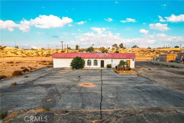 15623 Village Drive, Victorville, California 92394, ,Commercial Lease,For Rent,15623 Village Drive,CRWS23212400