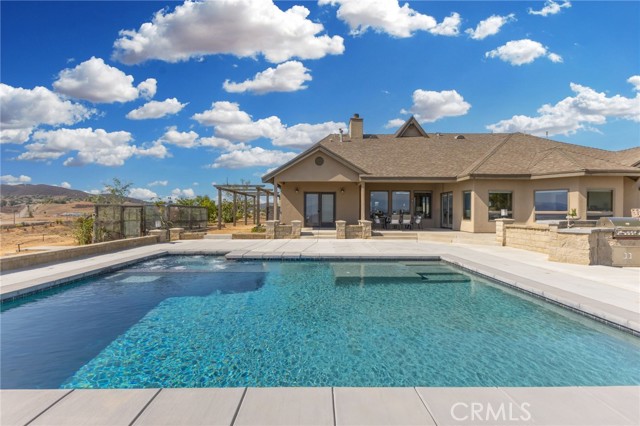 Detail Gallery Image 1 of 36 For 25340 Waldon Rd, Menifee,  CA 92584 - 4 Beds | 2/1 Baths